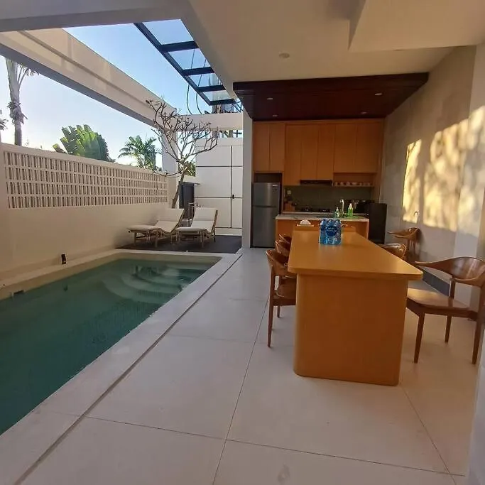 Villa Satoo Batu Belig Canggu